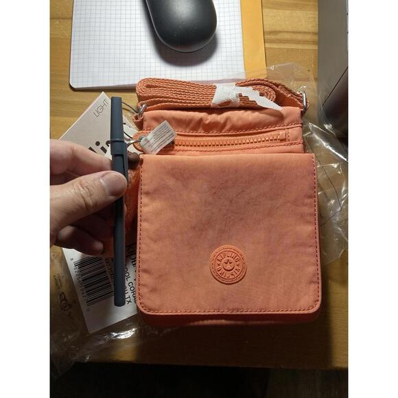 Kipling New Eldorado Small Crossbody Bag Coral New w/ Plush and Tags - Picture 6 of 6